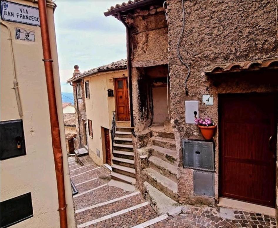 Ferienwohnung Il Sentiero Poggio Bustone Exterior foto