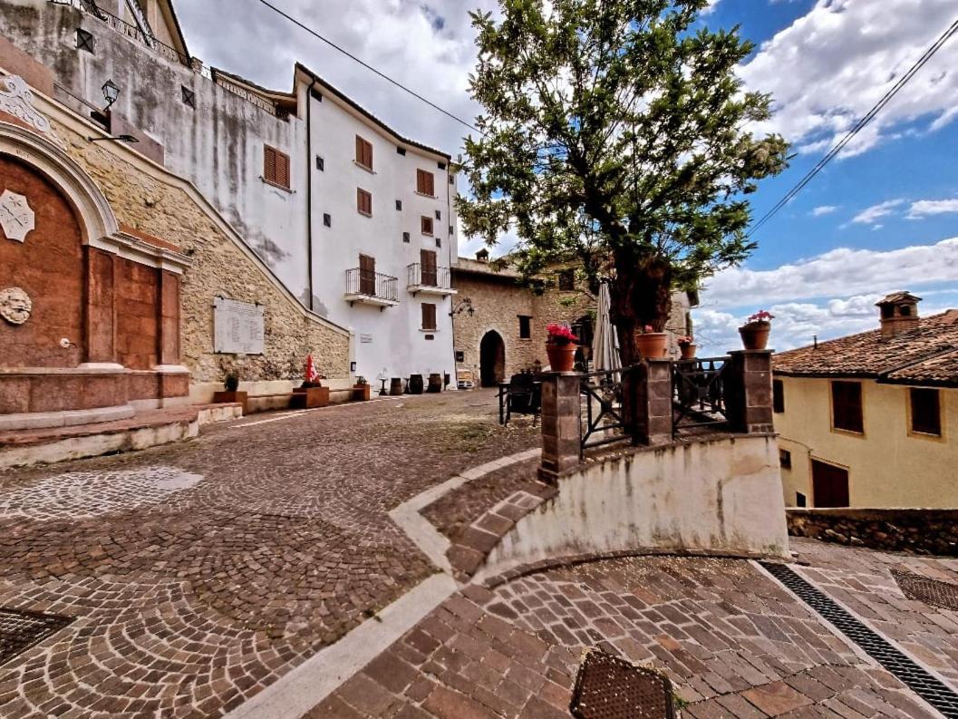 Ferienwohnung Il Sentiero Poggio Bustone Exterior foto
